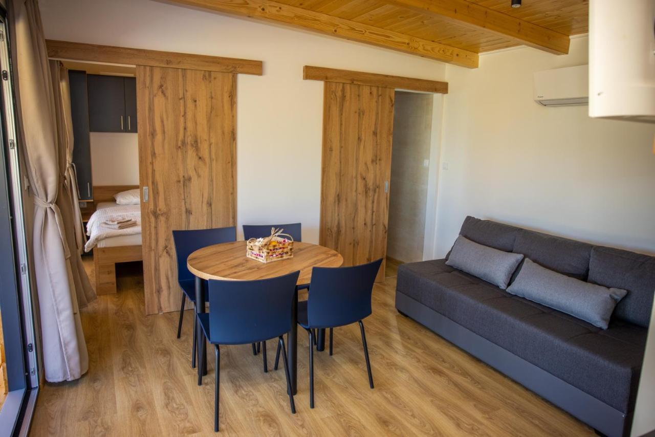 Hotel Wine Camp Hazic à Sveti Martin Na Muri Extérieur photo